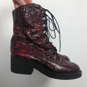 Vintage Snakeskin Print Boots Women’s US 5